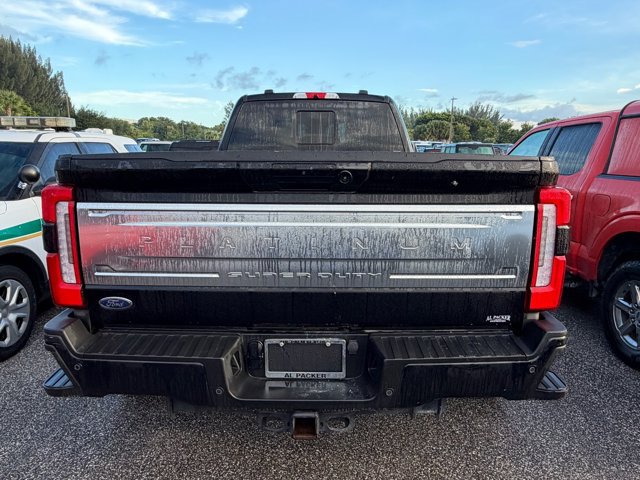 Certified 2025 Ford F450 Platinum w/ Platinum Plus Package AWD/4WD image 11