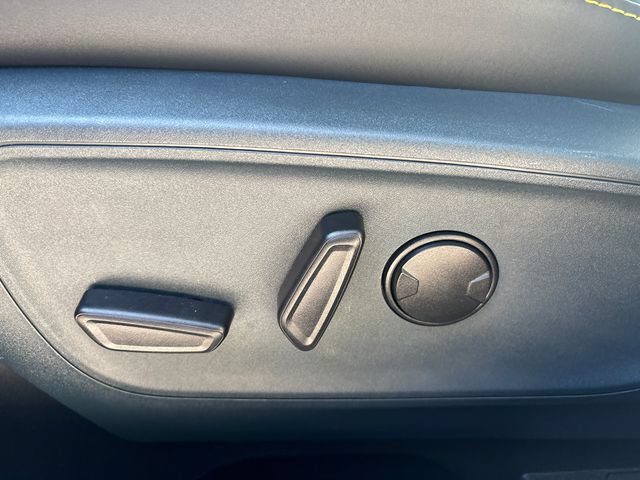 Certified 2025 Ford Maverick Lobo AWD/4WD image 38