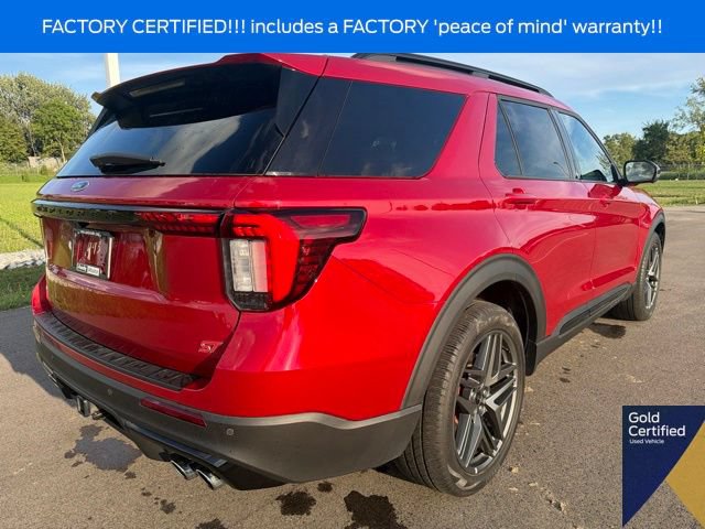 Certified 2025 Ford Explorer ST AWD/4WD image 9