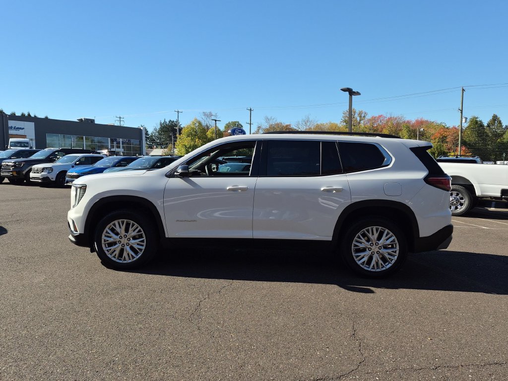 Used 2026 GMC Acadia Elevation w/ Elevation Premium Package FWD image 7