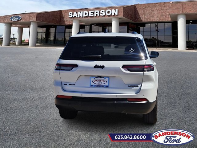 Used 2023 Jeep Grand Cherokee L Limited w/ Black Appearance Package image 4