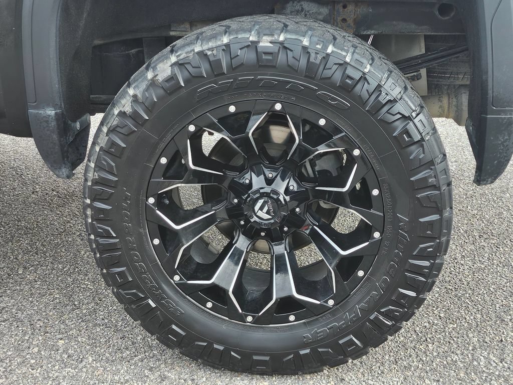 Used 2022 GMC Sierra 1500 AT4 w/ AT4 Preferred Package AWD/4WD image 16
