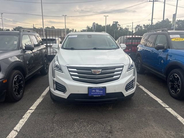Used 2018 Cadillac XT5 Luxury w/ Driver Awareness Package AWD/4WD image 4