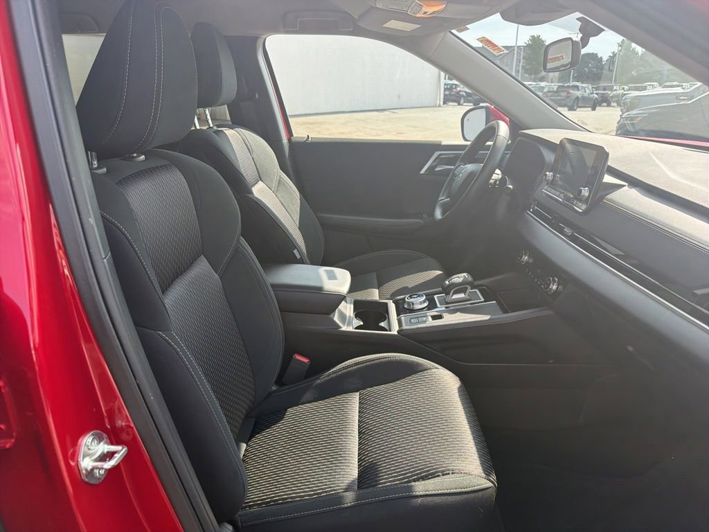 Used 2024 Mitsubishi Outlander ES AWD/4WD image 33