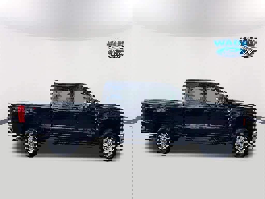 Certified 2025 Ford F250 XLT image 4