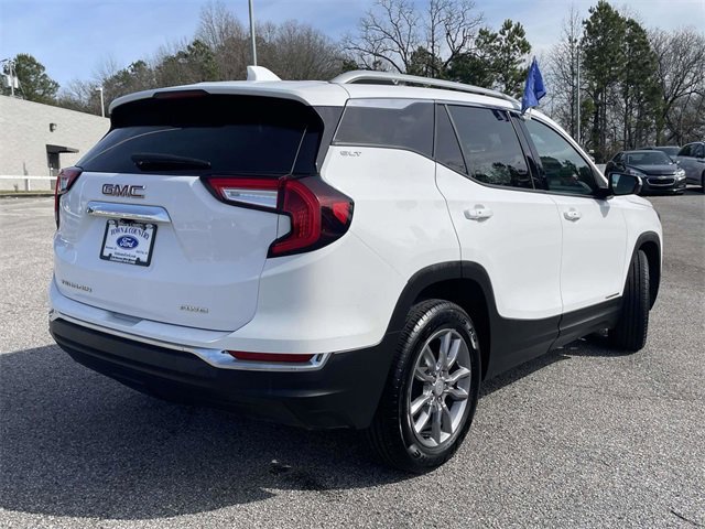 Used 2024 GMC Terrain SLT image 5