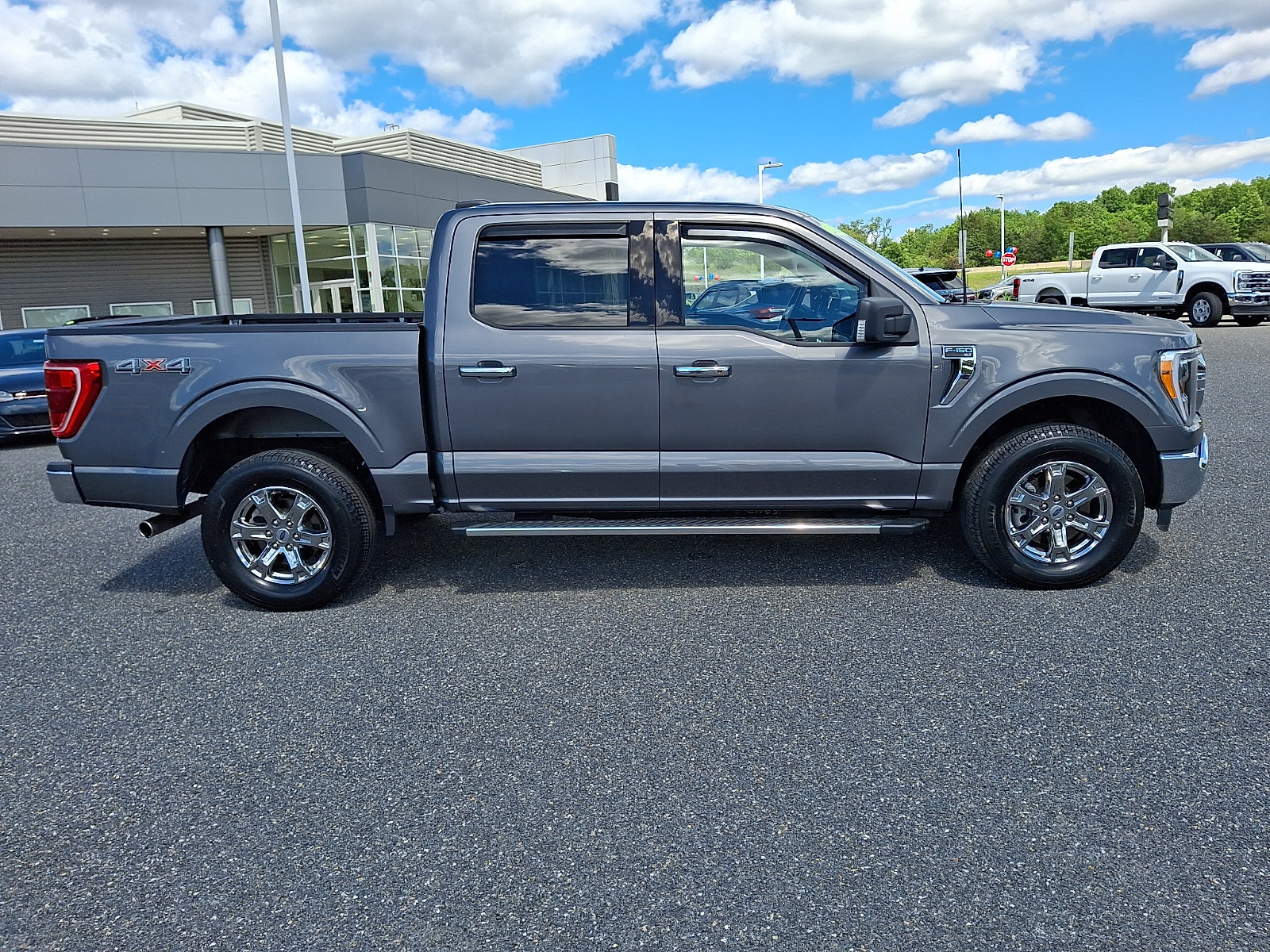 Certified 2022 Ford F150 XLT w/ Equipment Group 302A High AWD/4WD image 8