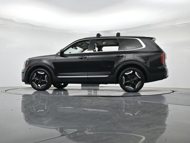 Used 2025 Kia Telluride S AWD/4WD image 39