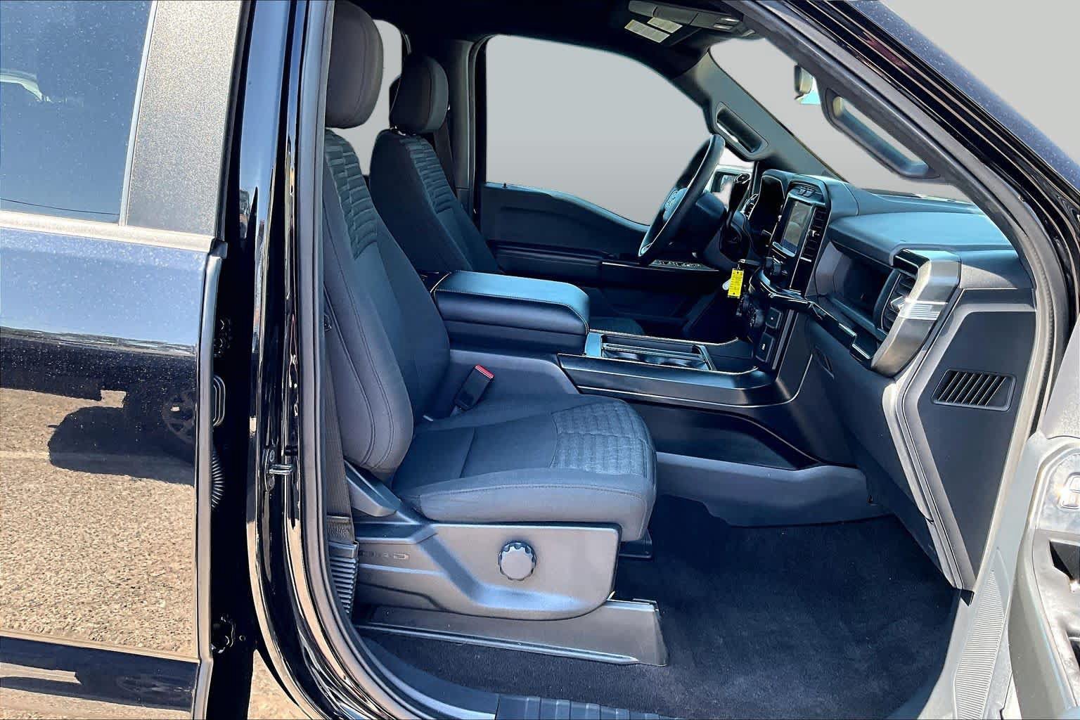 Certified 2022 Ford F150 XL w/ STX Appearance Package RWD image 9