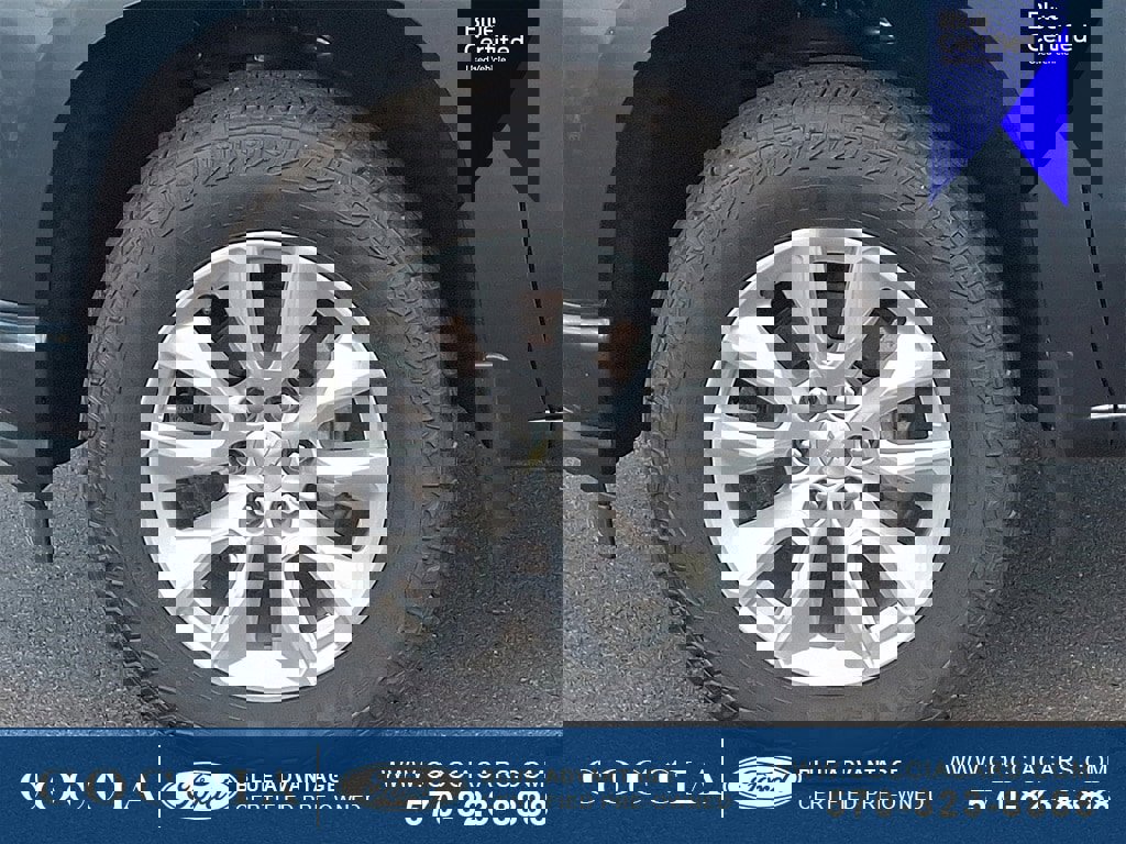 Used 2020 Chevrolet Silverado 1500 Custom w/ Custom Value Package image 8