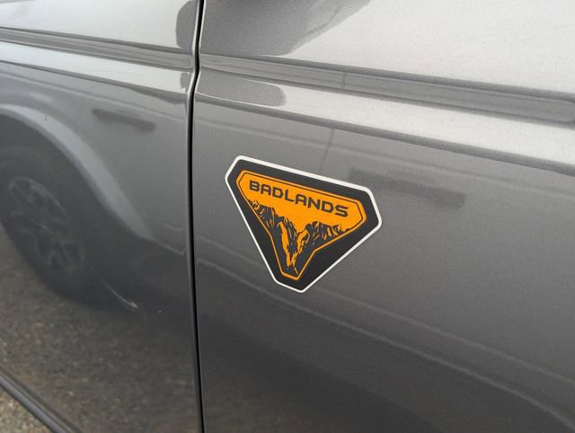 Certified 2025 Ford Bronco Badlands AWD/4WD image 4