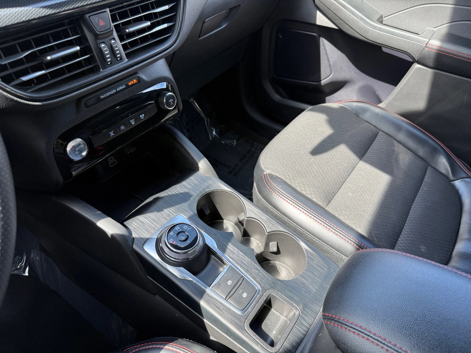 Certified 2024 Ford Escape ST-Line w/ Tech Pack #1 FWD image 13