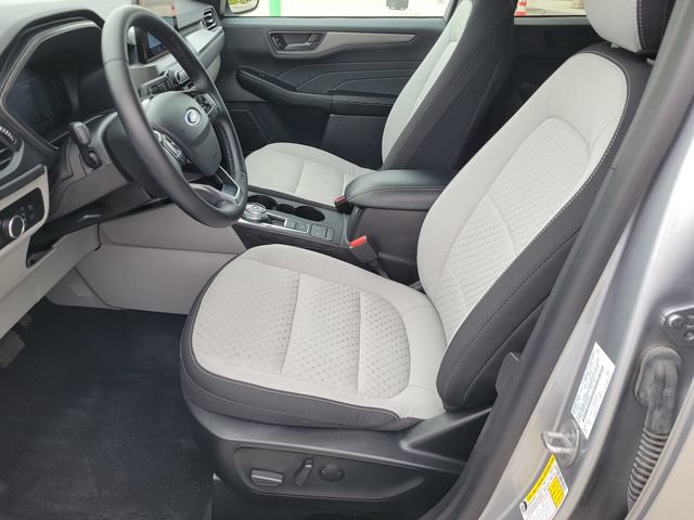 Certified 2023 Ford Escape Active AWD/4WD image 9