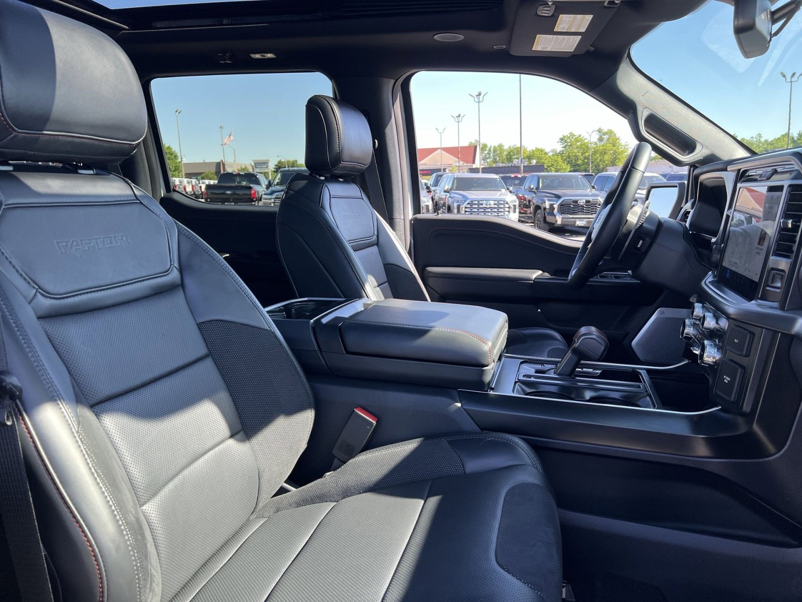 Certified 2025 Ford F150 Raptor AWD/4WD image 27