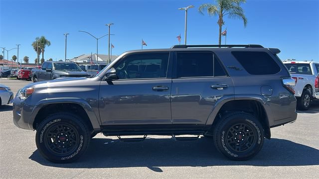 Used 2021 Toyota 4Runner TRD Off-Road Premium w/ Moonroof Package AWD/4WD image 7