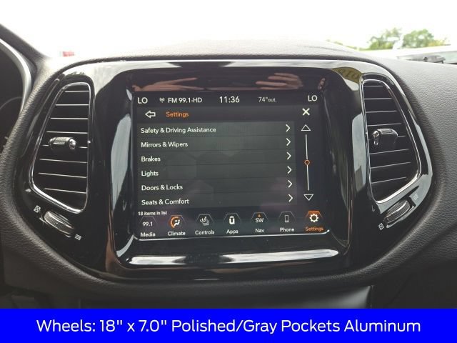 Used 2018 Jeep Compass Limited w/ Navigation Group AWD/4WD image 35