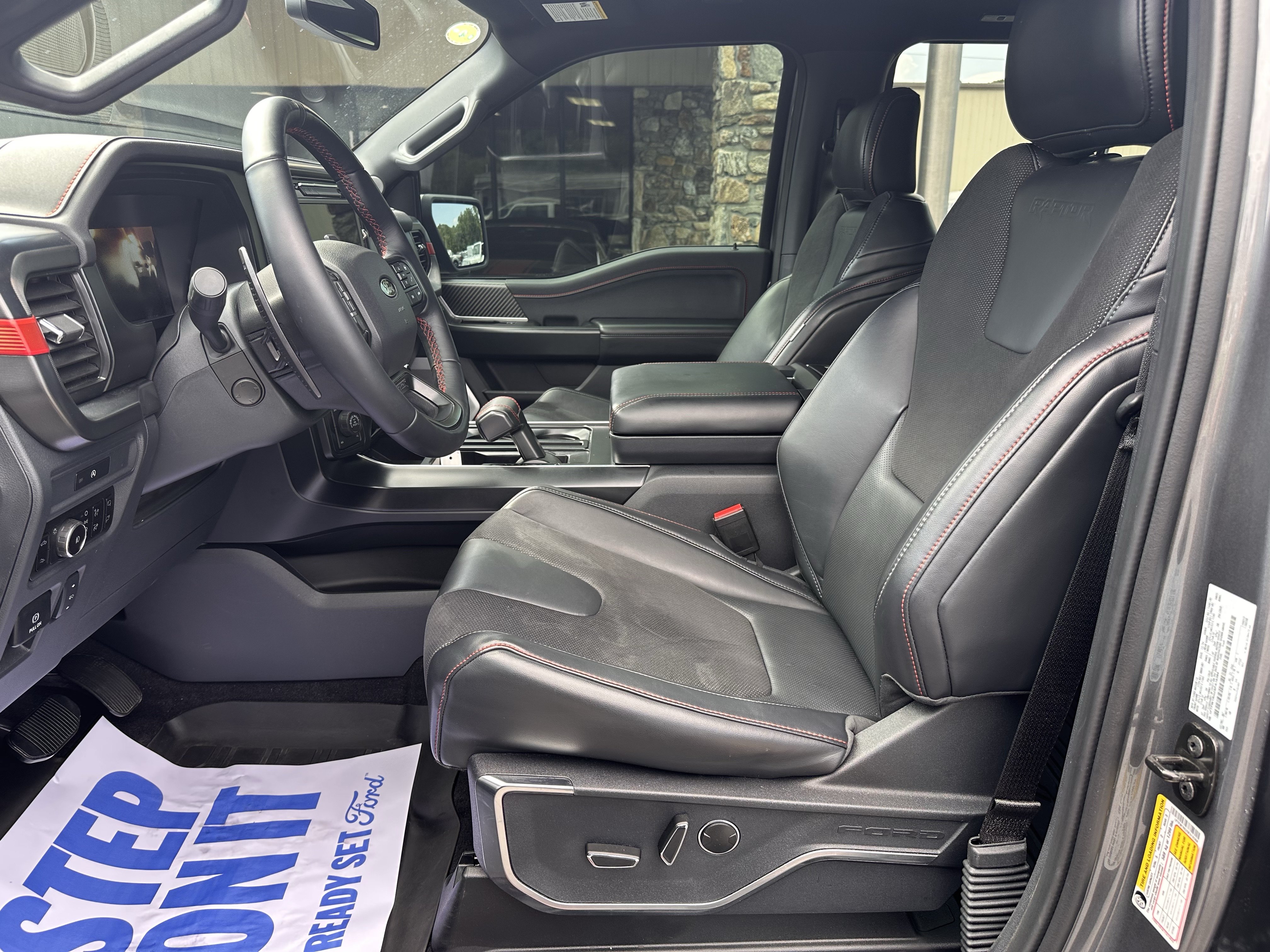 Certified 2025 Ford F150 Raptor AWD/4WD image 13