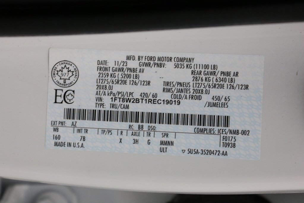 Certified 2024 Ford F250 Platinum image 24