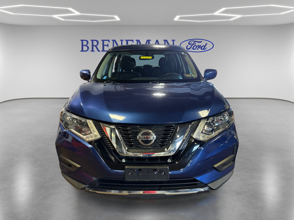 Used 2018 Nissan Rogue S AWD/4WD image 2