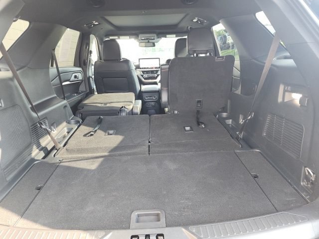 Certified 2025 Ford Explorer ST-Line w/ Premium Package AWD/4WD image 21
