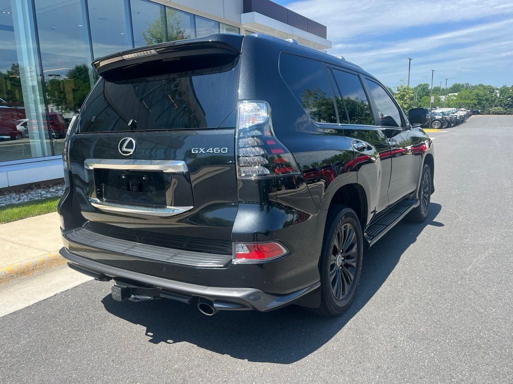Used 2023 Lexus GX 460 Premium w/ Accessory Package AWD/4WD image 9