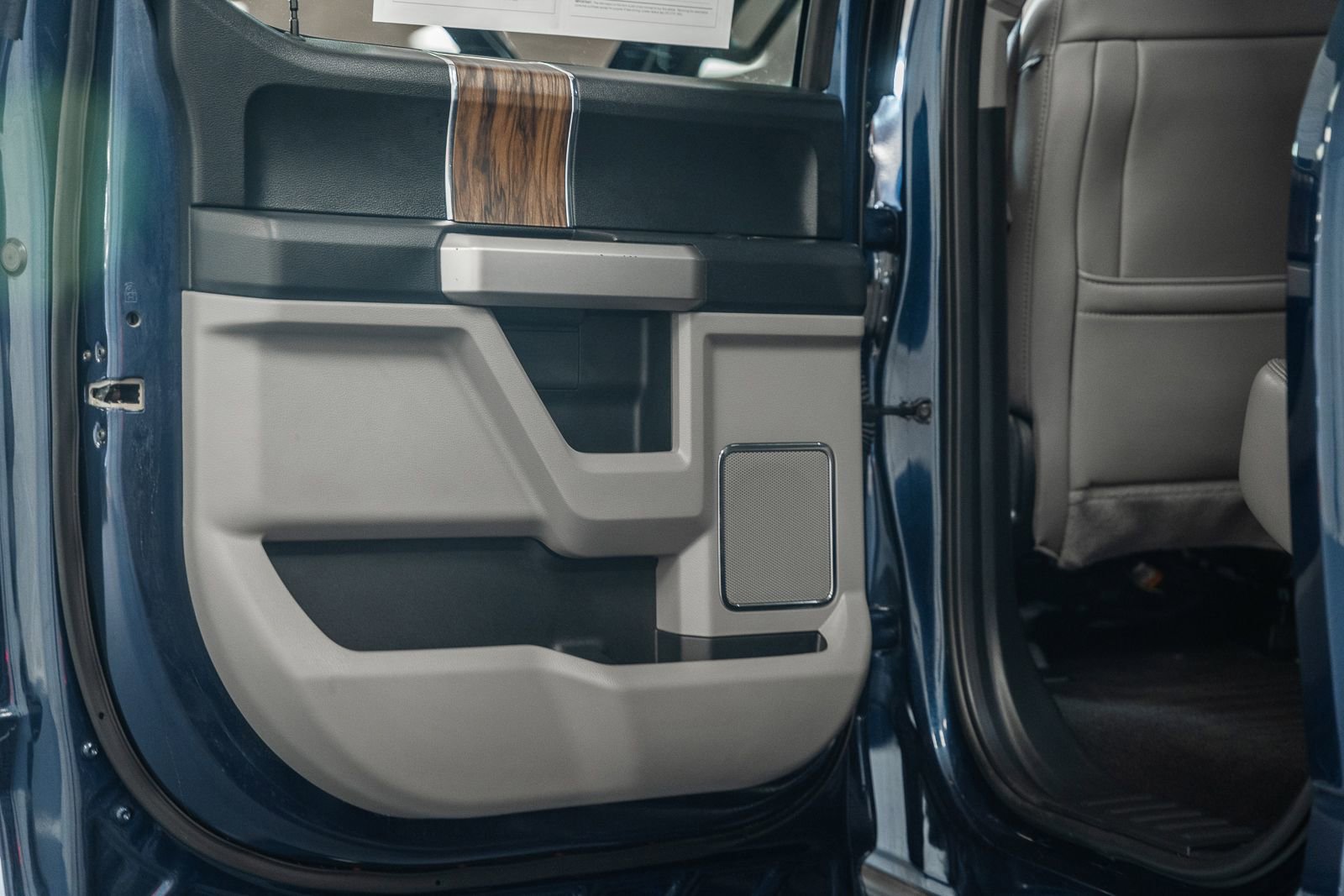 Certified 2020 Ford F150 Lariat image 49