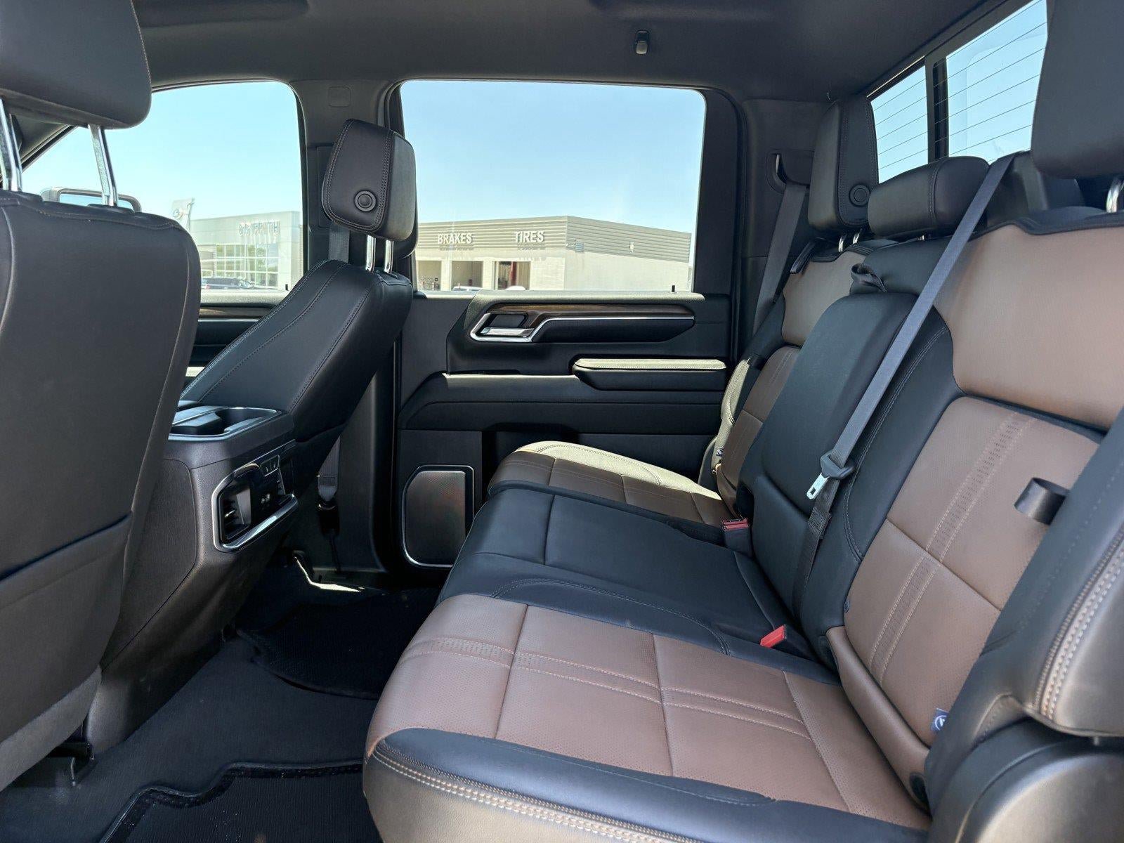 Used 2024 Chevrolet Silverado 3500 High Country AWD/4WD image 14