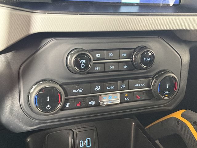 Certified 2022 Ford Bronco Badlands AWD/4WD image 10