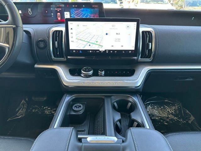 Certified 2025 Ford Expedition Max Platinum AWD/4WD image 17