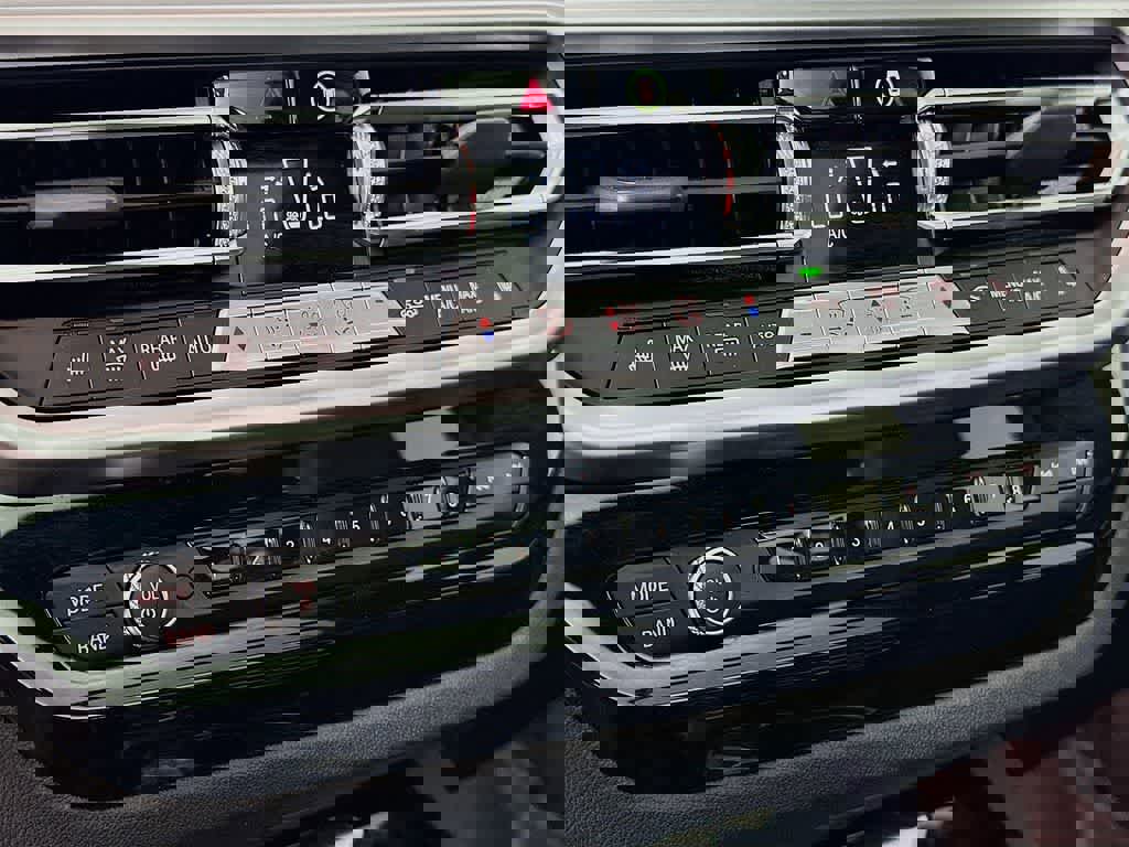 Used 2022 BMW X3 sDrive30i w/ M Sport Package 2 image 28