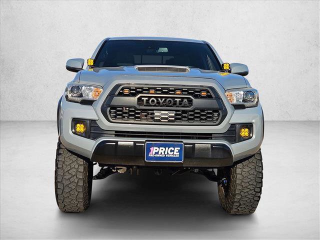 Used 2019 Toyota Tacoma TRD Off-Road w/ Technology Package image 8