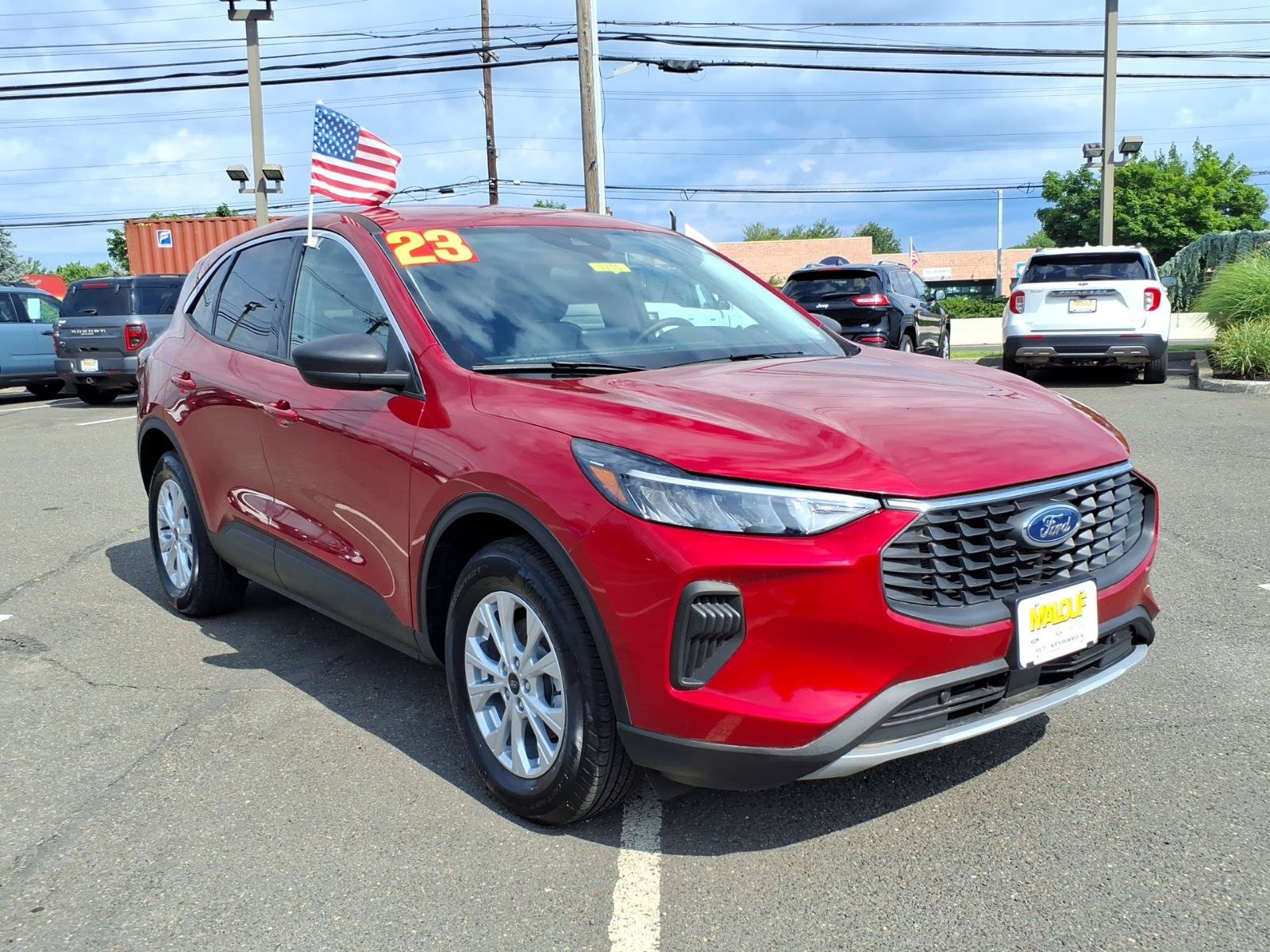 Certified 2023 Ford Escape Active AWD/4WD image 1