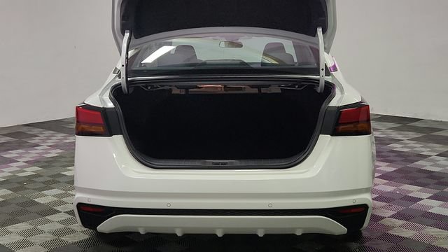 Used 2025 Nissan Altima 2.5 SV FWD image 19