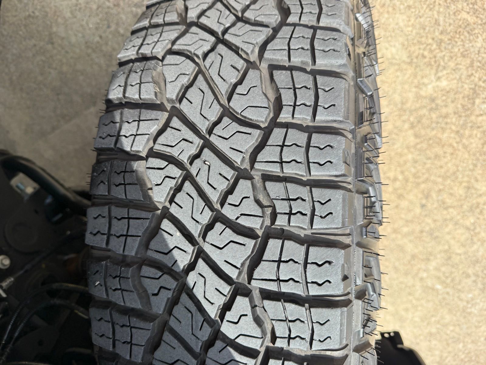 Used 2024 Chevrolet Silverado 1500 LT Trail Boss w/ LT Trail Boss Premium Package image 11