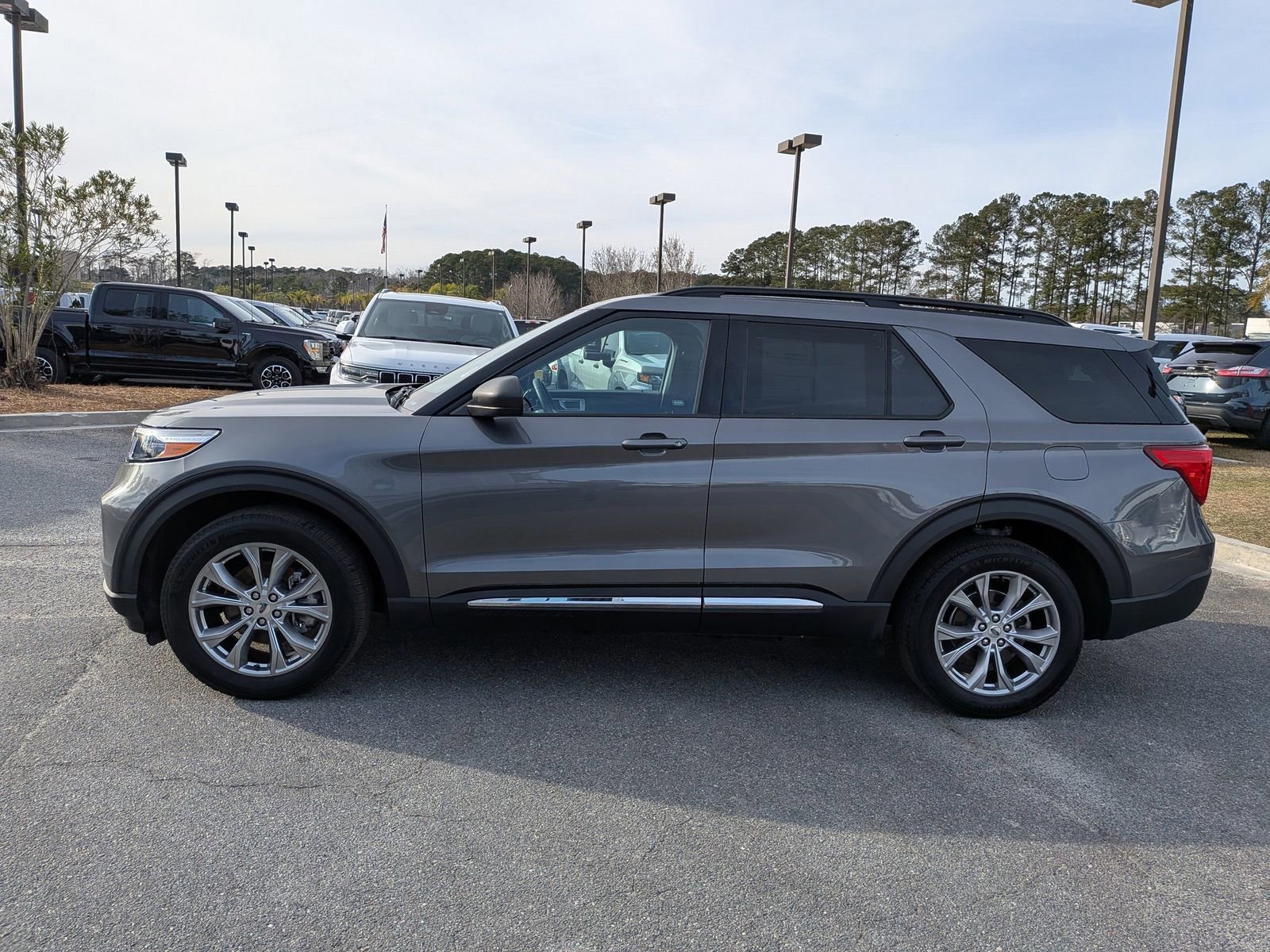 Certified 2023 Ford Explorer XLT w/ Equipment Group 202A video 2