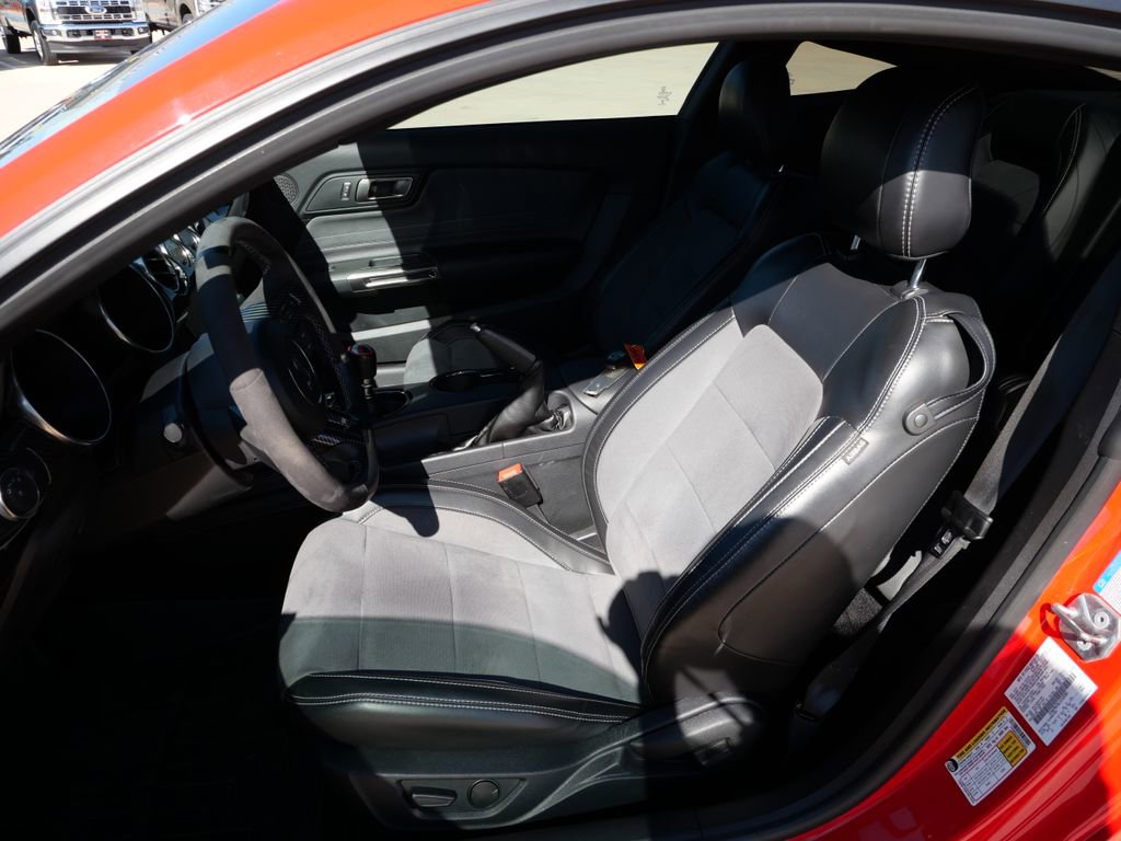 Certified 2020 Ford Mustang Shelby GT350 w/ Technology Package image 11
