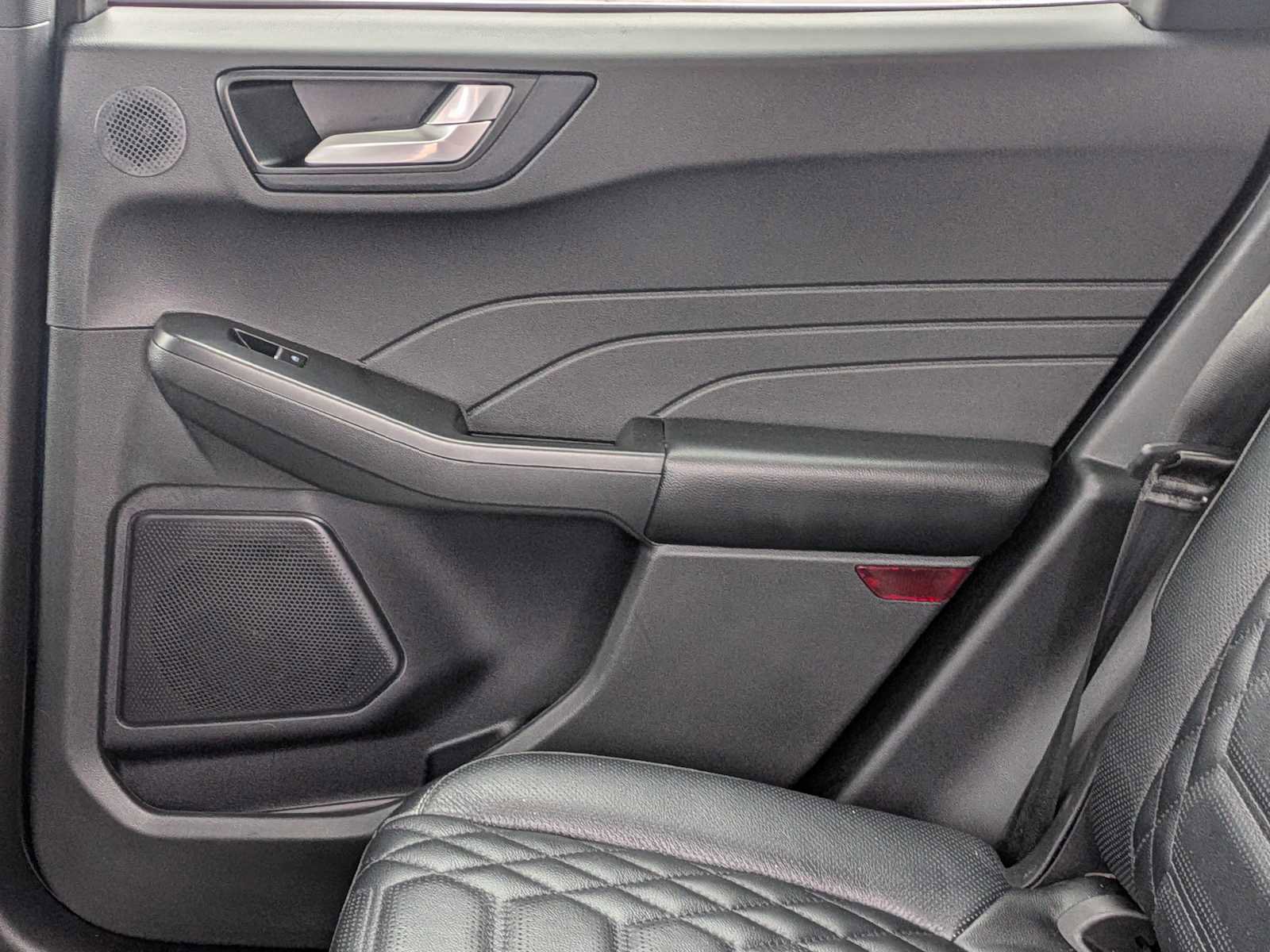 Certified 2023 Ford Escape Platinum w/ Premium Technology Package AWD/4WD image 20