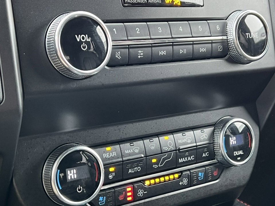 Certified 2020 Ford Expedition Limited w/ Equipment Group 303A image 24