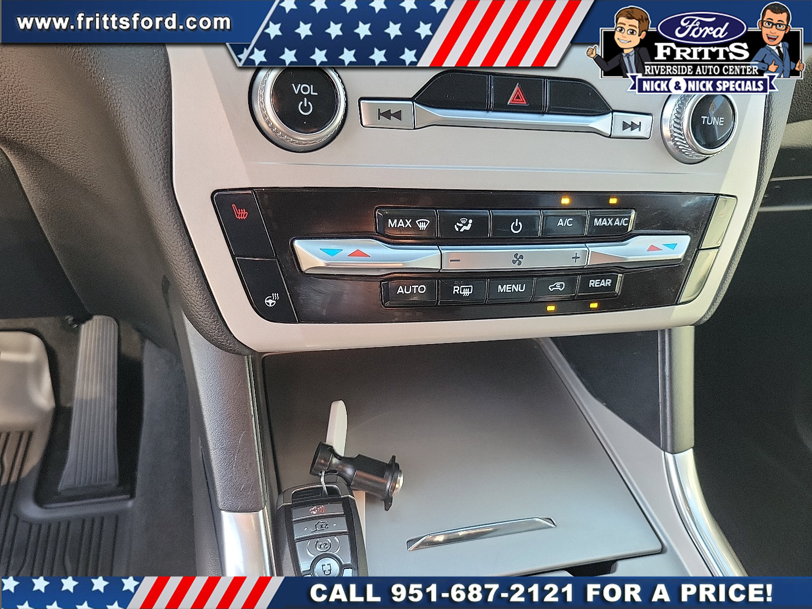 Certified 2023 Ford Explorer XLT w/ Equipment Group 202A RWD image 9