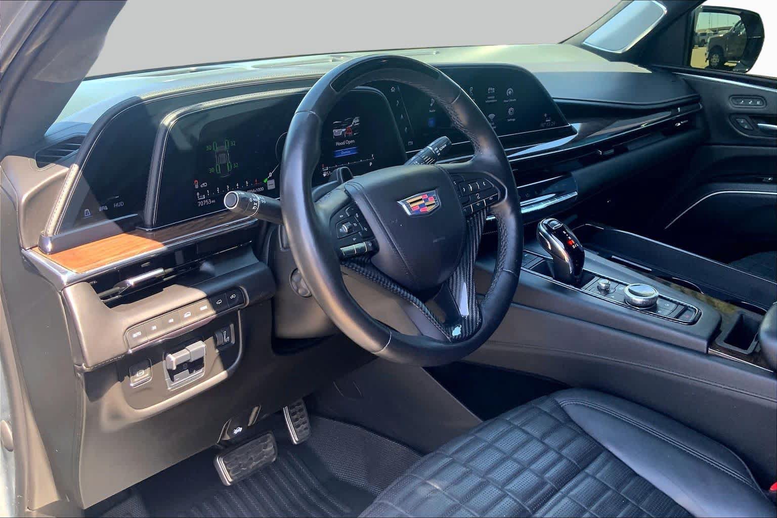 Used 2023 Cadillac Escalade Sport Platinum AWD/4WD image 18