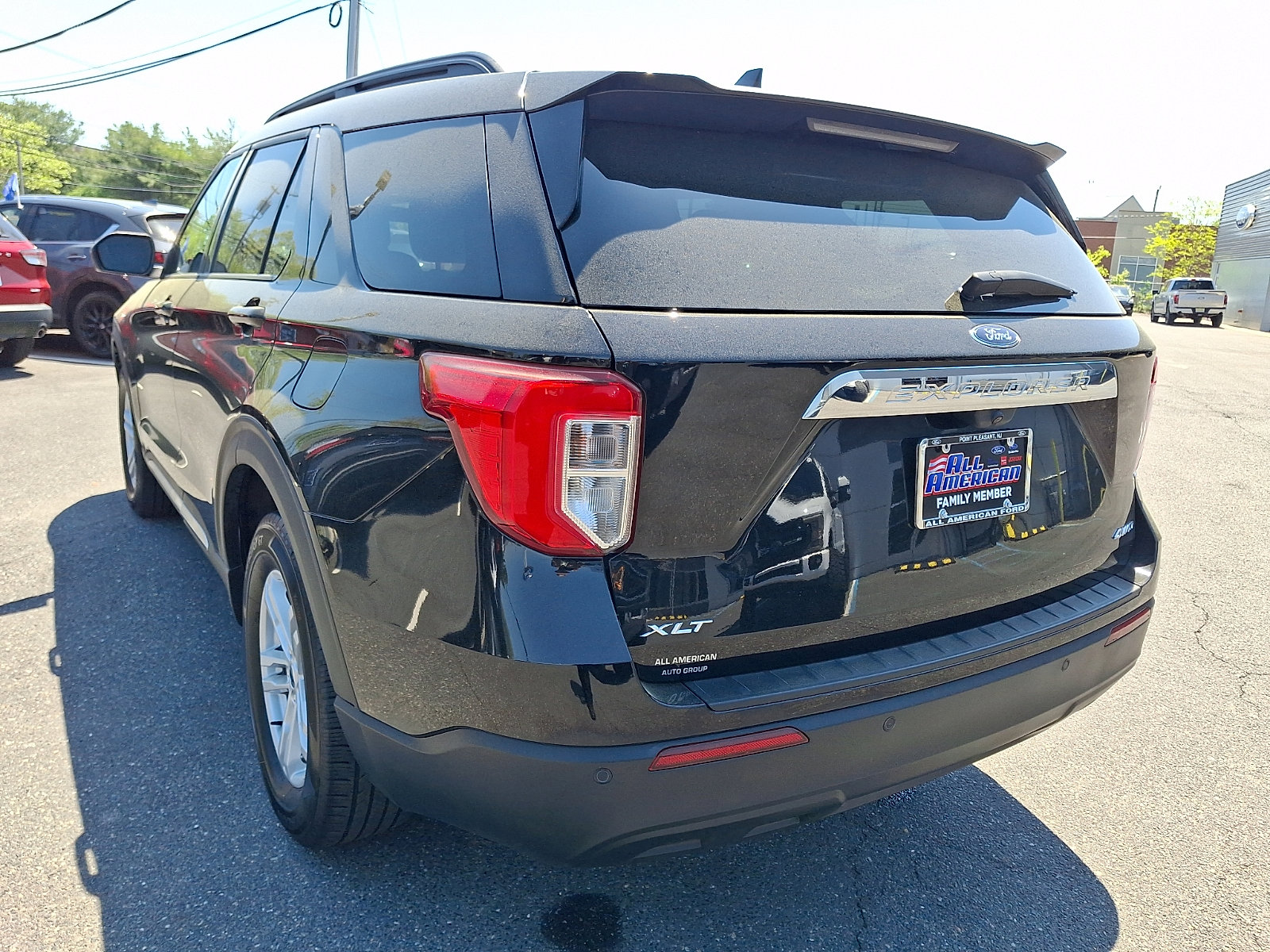 Certified 2024 Ford Explorer XLT AWD/4WD image 8