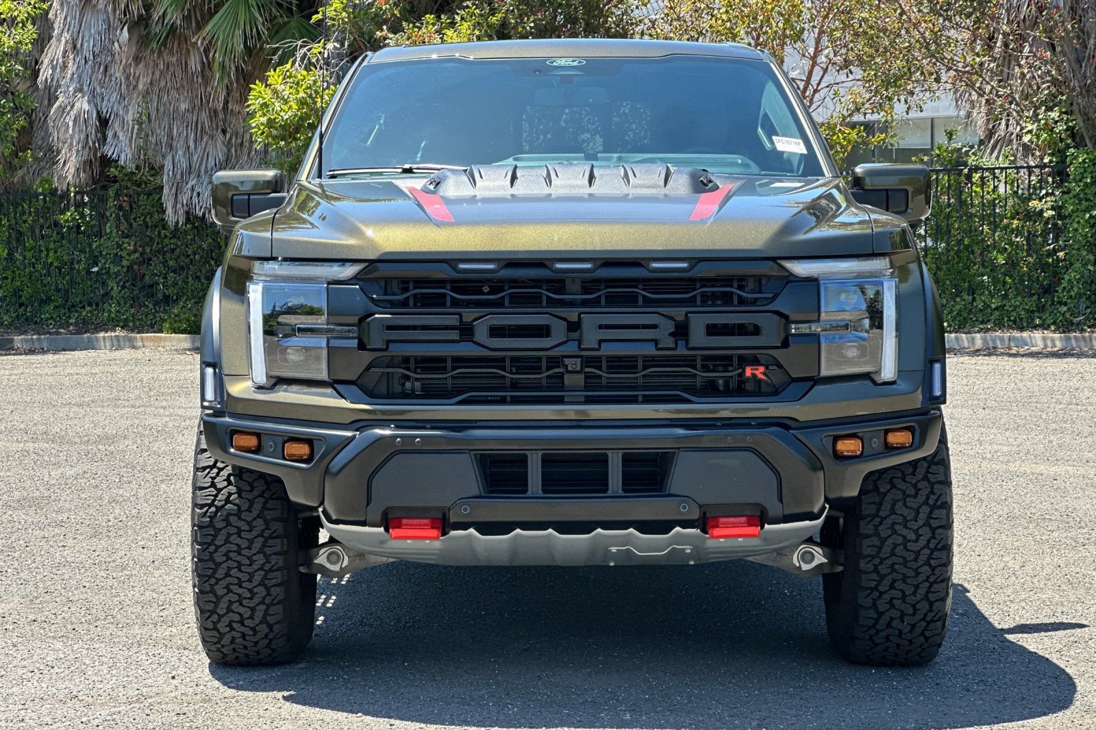 Certified 2025 Ford F150 Raptor w/ Equipment Group 803A Raptor R AWD/4WD image 9