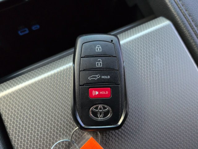 Used 2023 Toyota Sequoia Limited AWD/4WD image 32