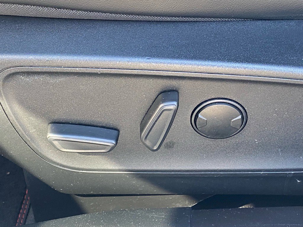 Certified 2023 Ford Escape ST-Line Select w/ Tech Pack #2 image 16