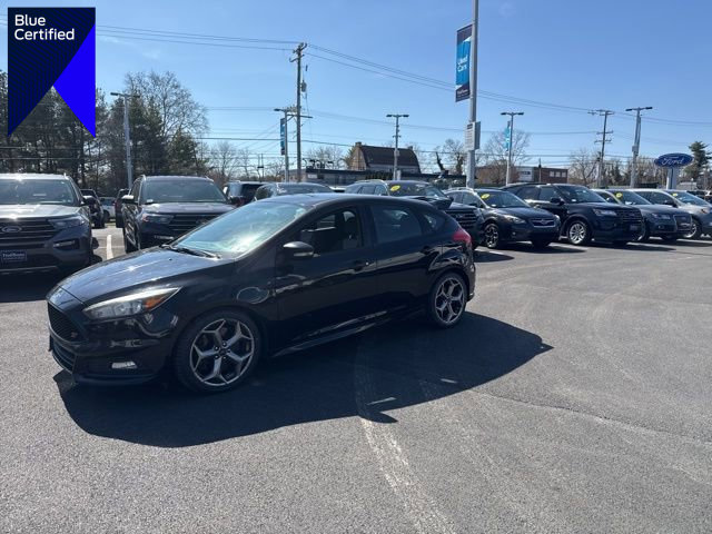 Certified 2017 Ford Focus ST FWD image 1