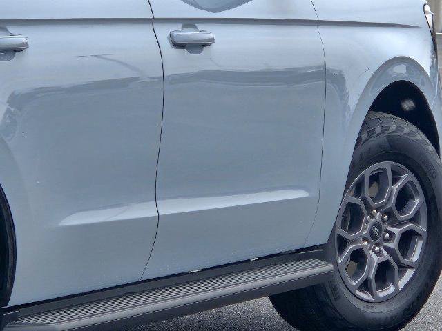 Certified 2025 Ford Expedition Active AWD/4WD image 15