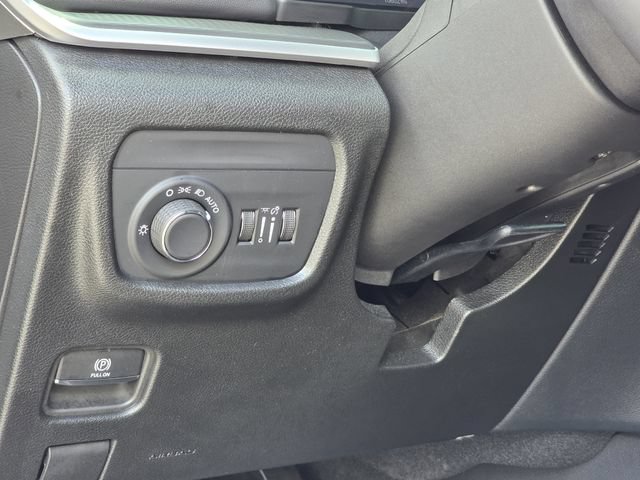 Used 2025 Jeep Grand Cherokee L Altitude AWD/4WD image 22