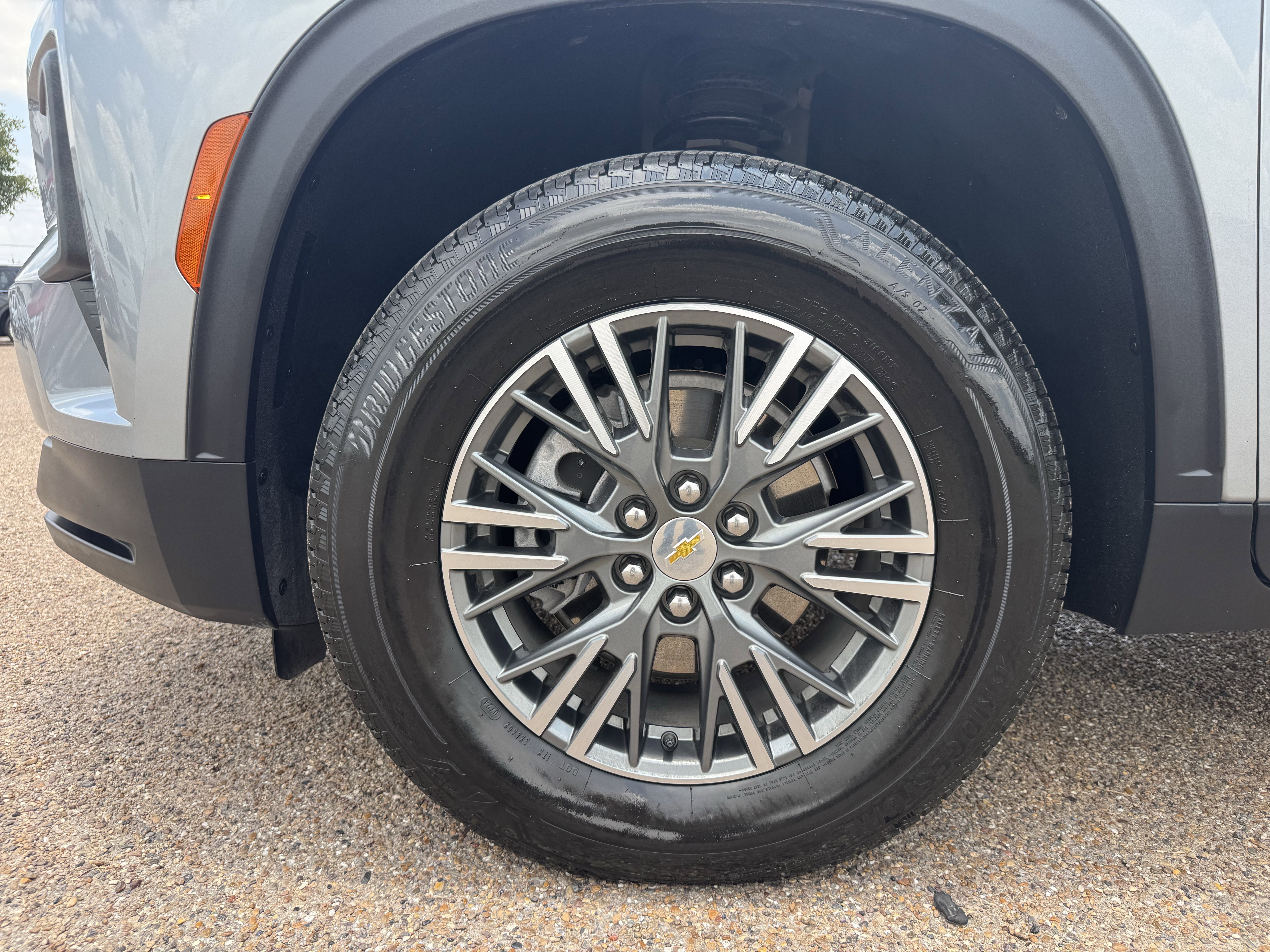 Used 2024 Chevrolet Traverse LS w/ LPO, Floor Liner Package FWD image 7