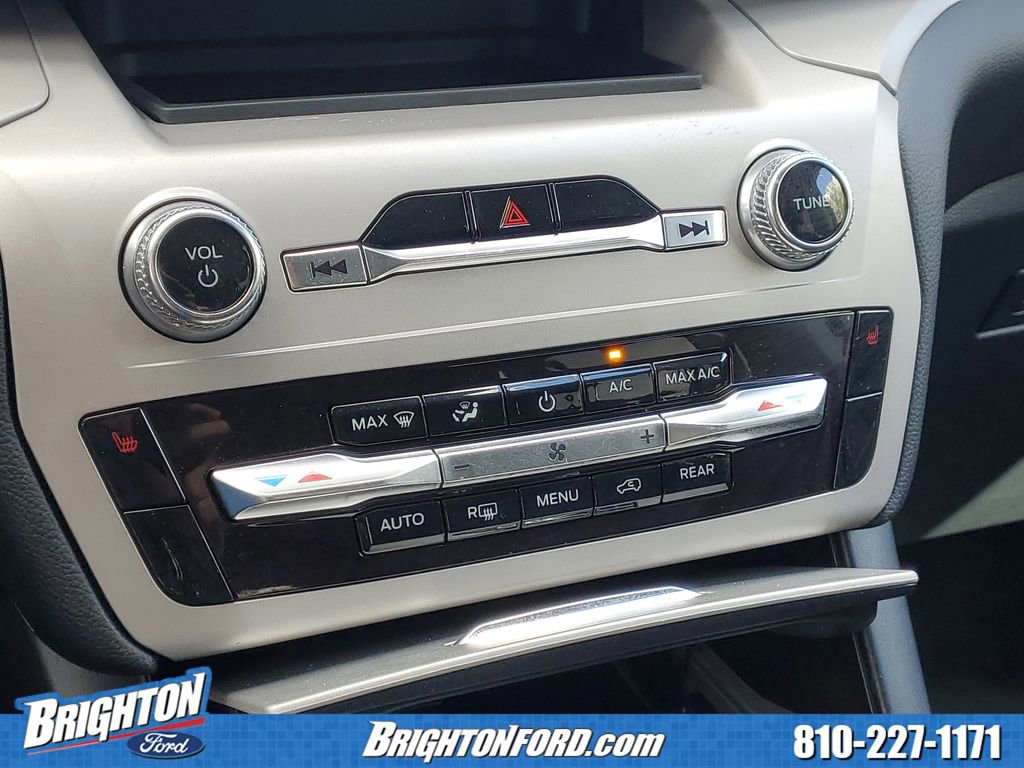 Certified 2024 Ford Explorer XLT AWD/4WD image 25
