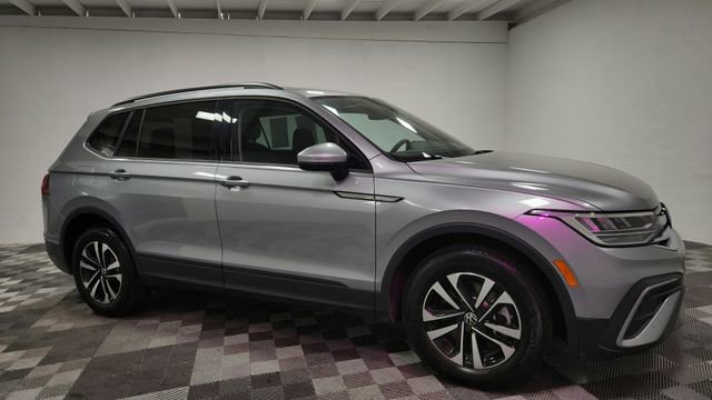 Used 2024 Volkswagen Tiguan S image 3